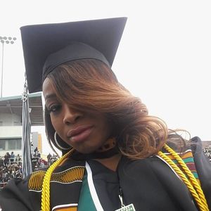 Meet your Posher, Seenahdena